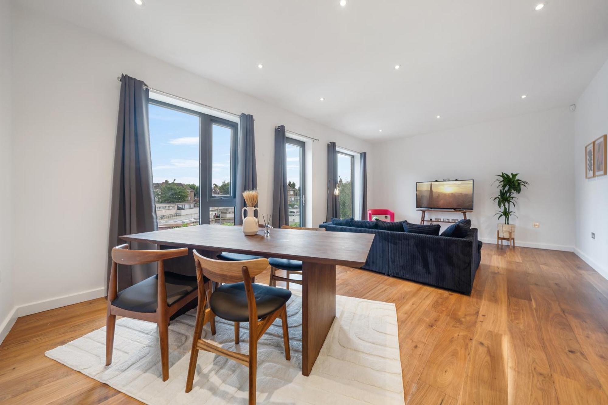 Unique Large, Luxury & Stylishtownhouse 5br Apartment